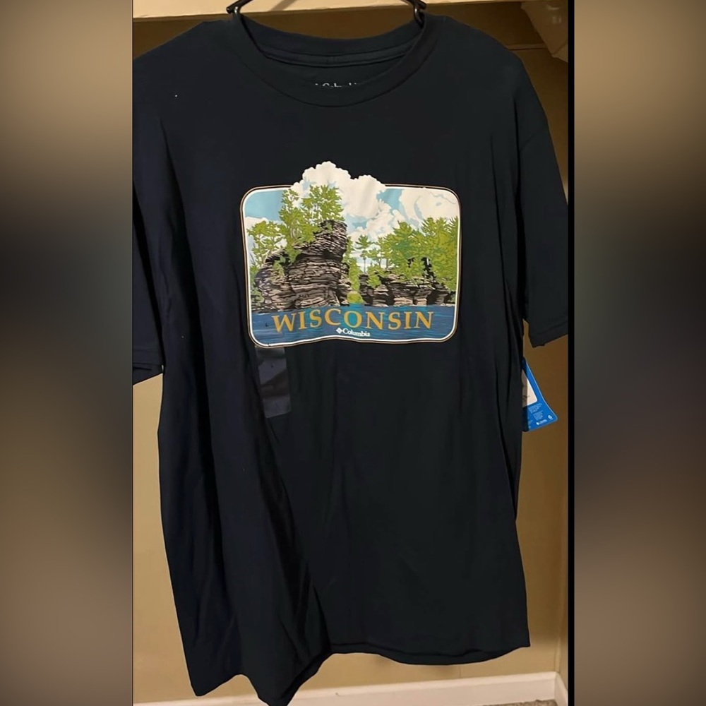Columbia Navy Wisconsin Graphic Tee